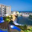 2241284 mantra hervey bay hotel exterior 2 lp original sq128