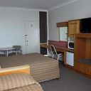 714317 3946041 12 b original sq128