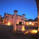 Castello di leonina relais asciano 130920131606209961 sq128