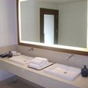 Bathroom 635404983975585355 sq128