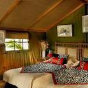 Bedroom r sq128
