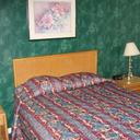 69481597 knights inn kemptville guest room 1 def original sq128