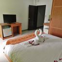 Baan prasert guesthouse patong beach 280920121109216578 sq128