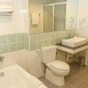 2241284 r con rest sea jomtien hotel bathroom 2 def original sq128