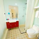 Bathroom 635915278468752918 sq128