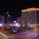Exterior 635890367843210410 sq128