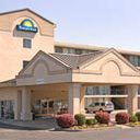 Days inn airport east hotel sq128