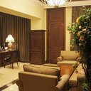 Interior 635957336190200484 sq128
