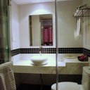 Bathroom 636029664703655868 sq128