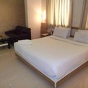 Suite 636076319465918331 sq128