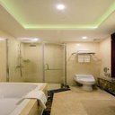 Bathroom 636096164382100923 sq128