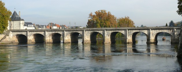 Chatelerault   pont henri iv  1 big