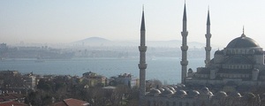Istanbul bosphore medium